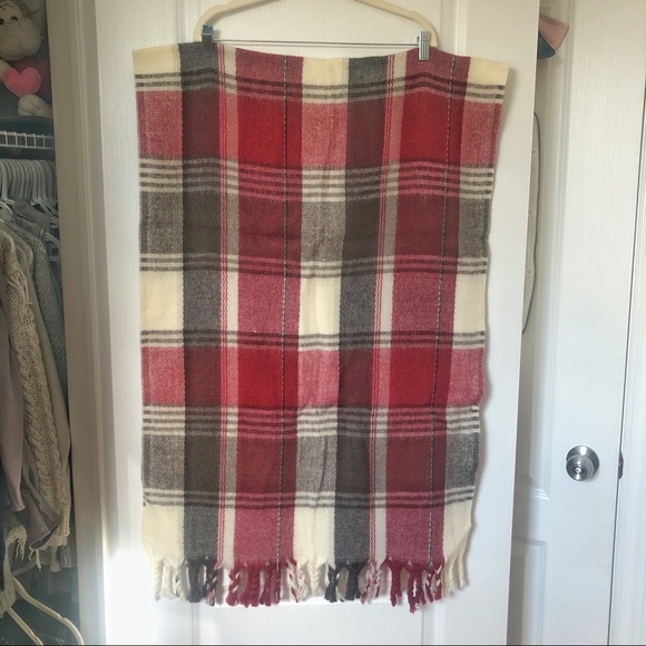 2/$30 Made in Korea wool blend blanket scarf - Picture 2 of 3